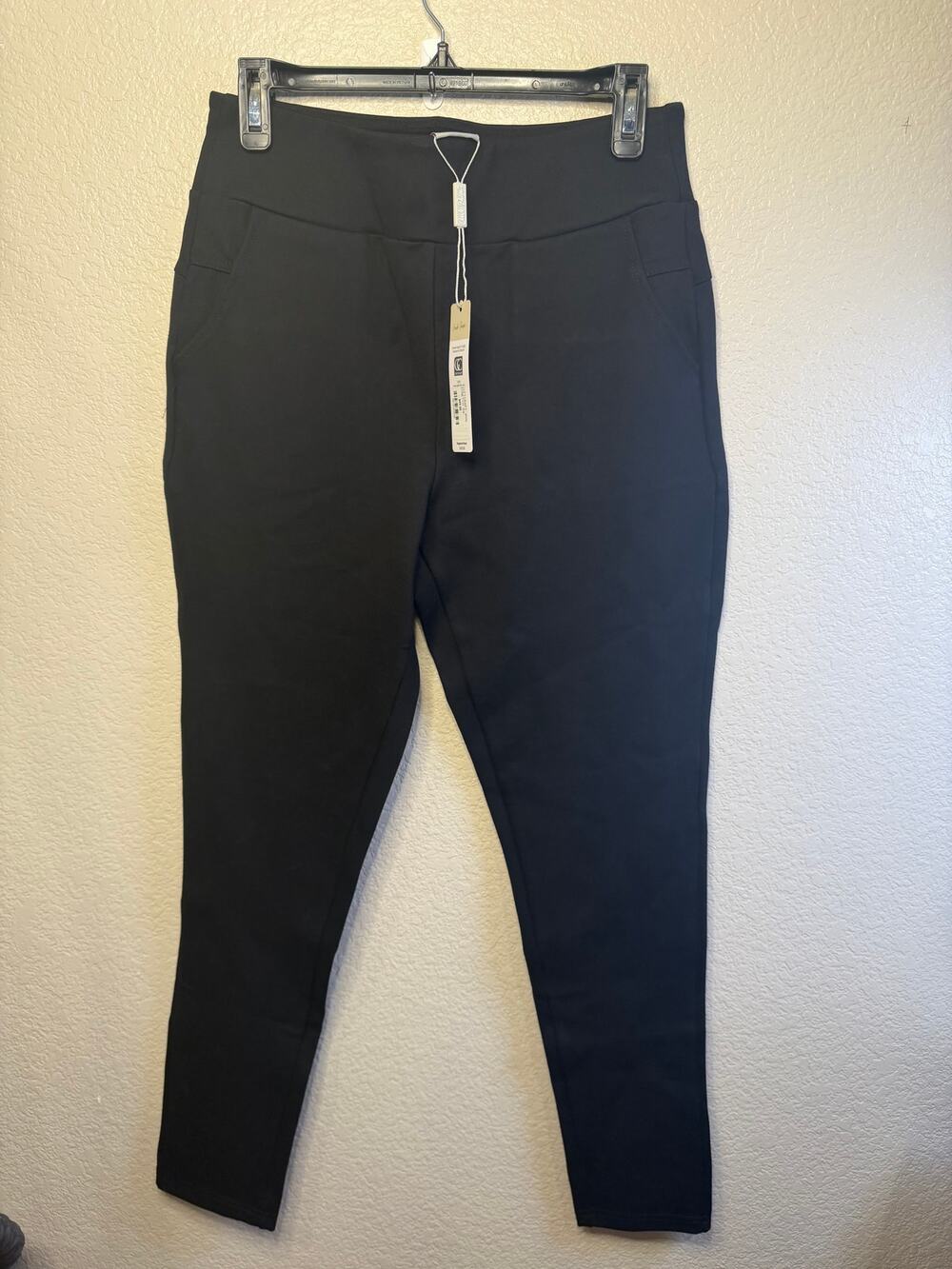 Charlie Paige Black Pull On Stretch Pants NWT 27 In-Seam Size M